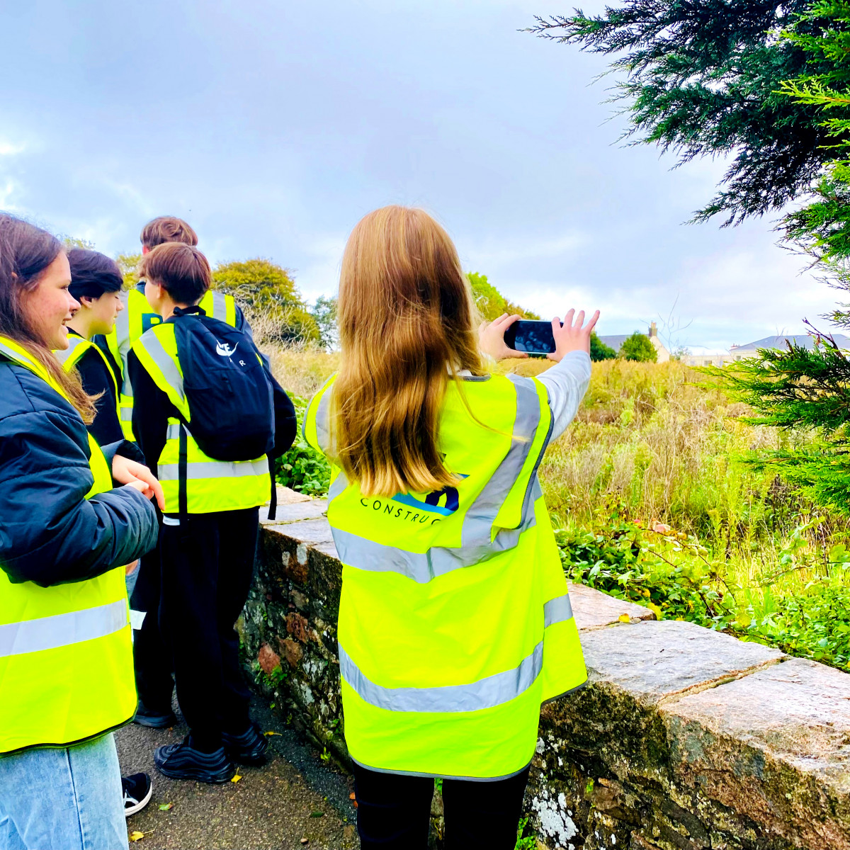 Rok welcomes more Year 10 DEC students