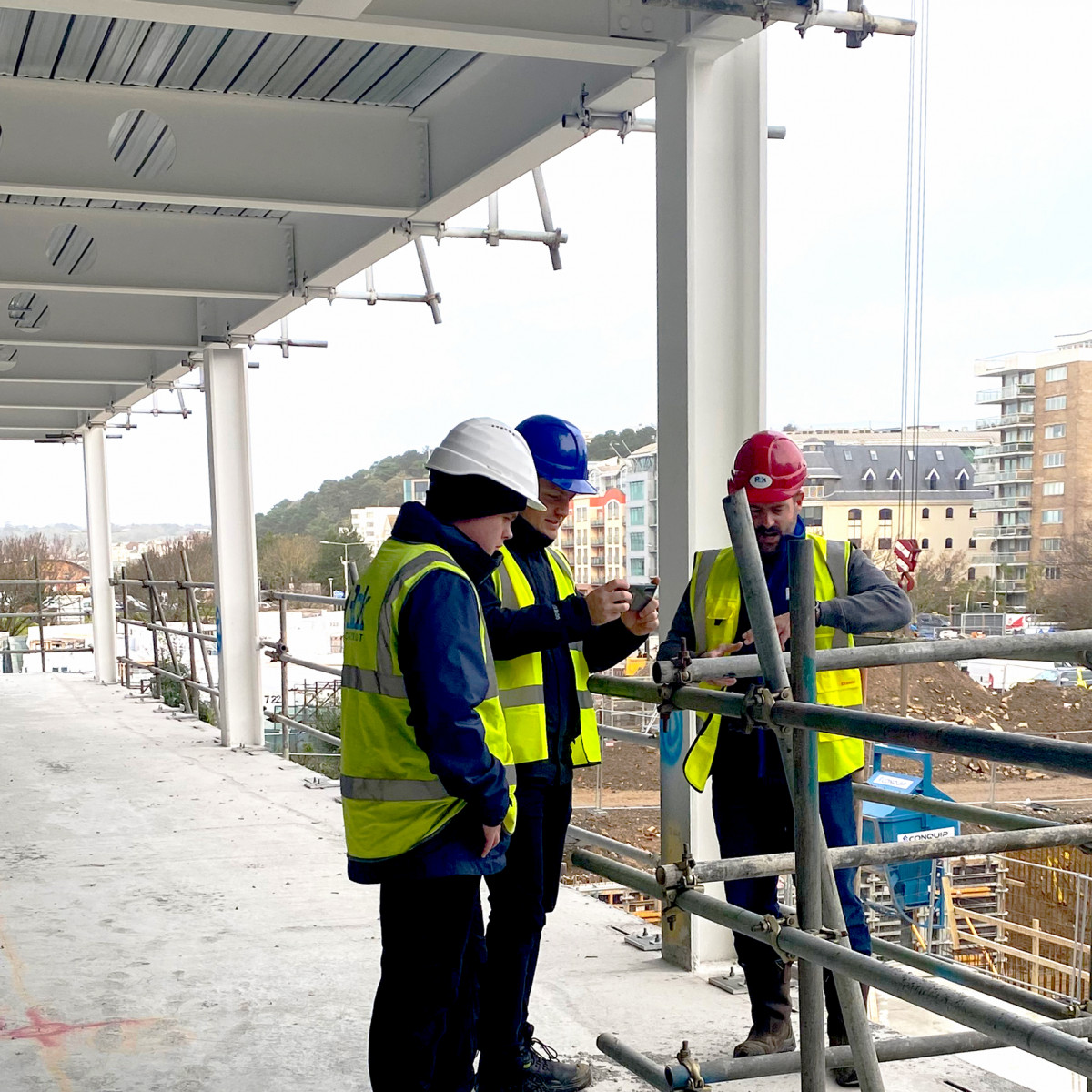 Eight Highlands students on work placements with Rok